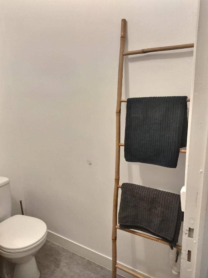 Appartamento T1 le Pastel Parking Netflix Wifi Gare Évreux Esterno foto