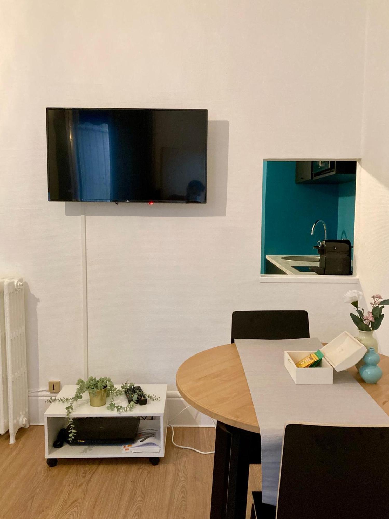 Appartamento T1 le Pastel Parking Netflix Wifi Gare Évreux Esterno foto