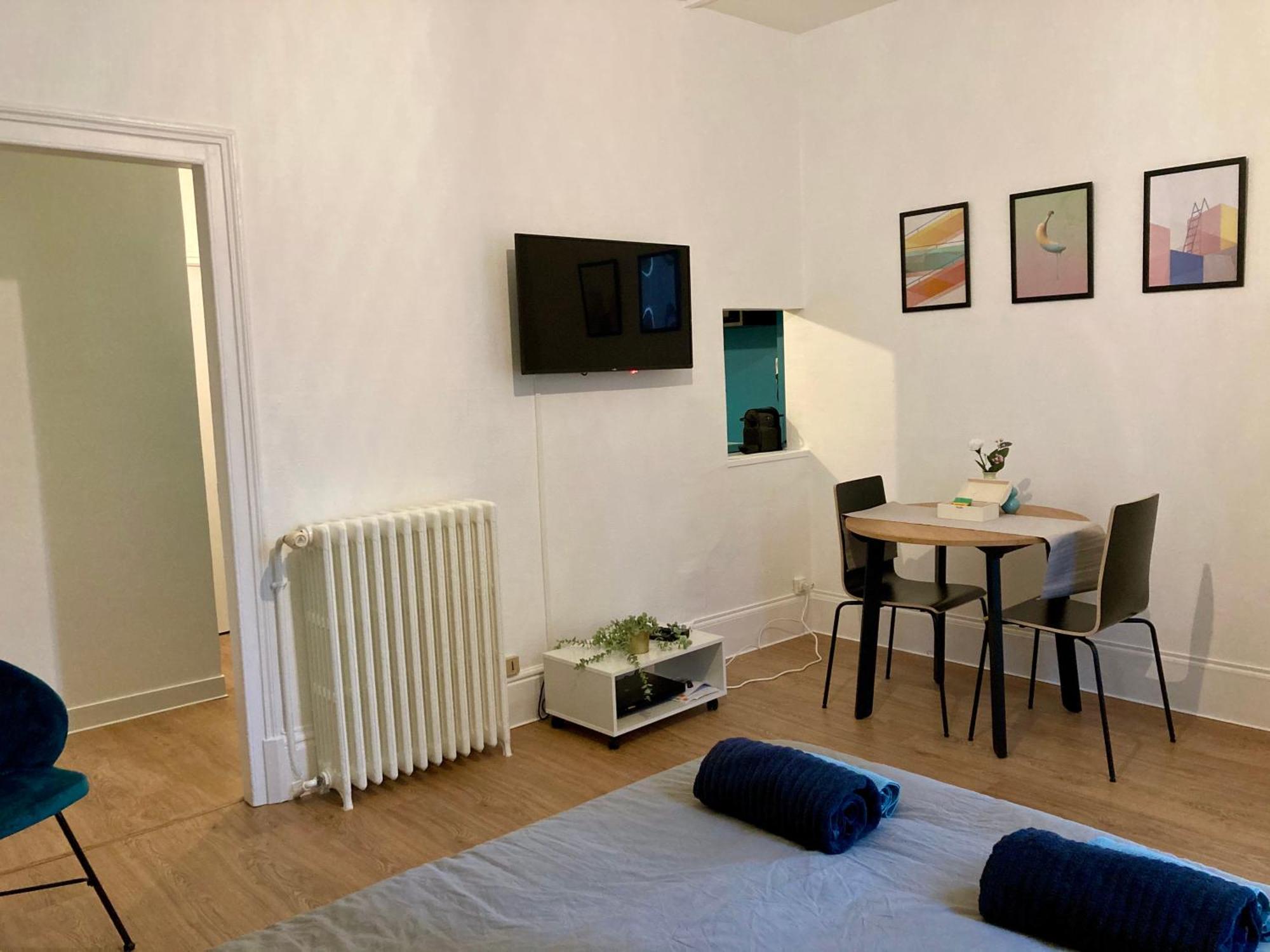Appartamento T1 le Pastel Parking Netflix Wifi Gare Évreux Esterno foto